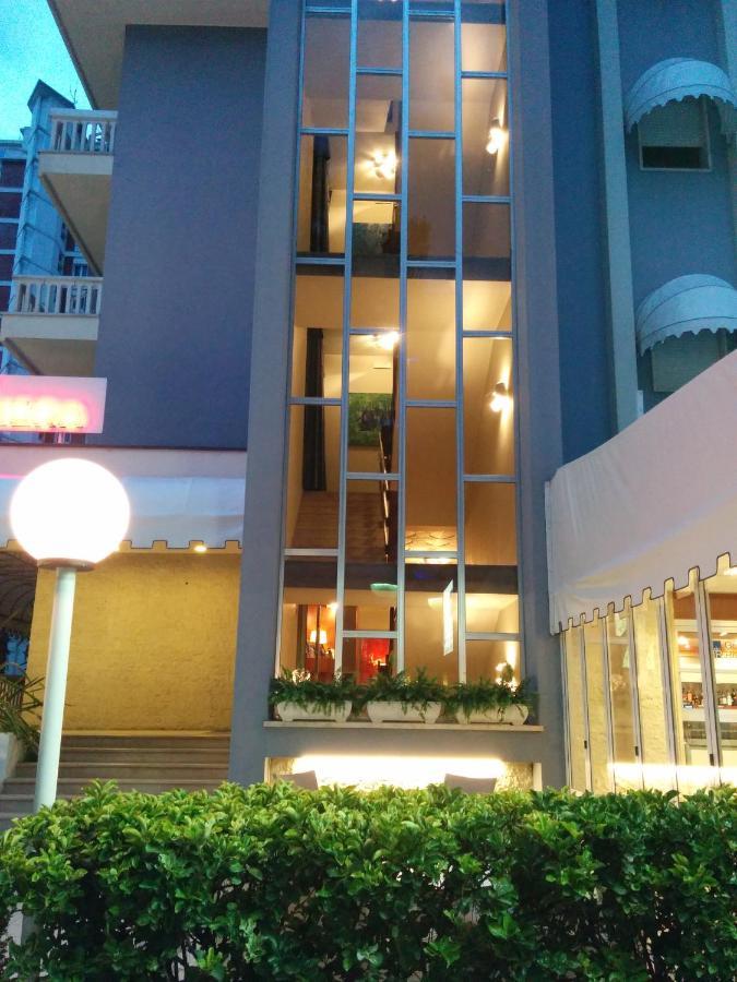 Hotel Riviera Lido di Jesolo Kültér fotó